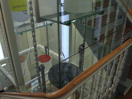 Glaspaternoster für Museum