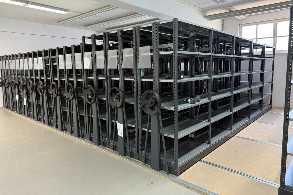 Umzug einer Rollregalanlage